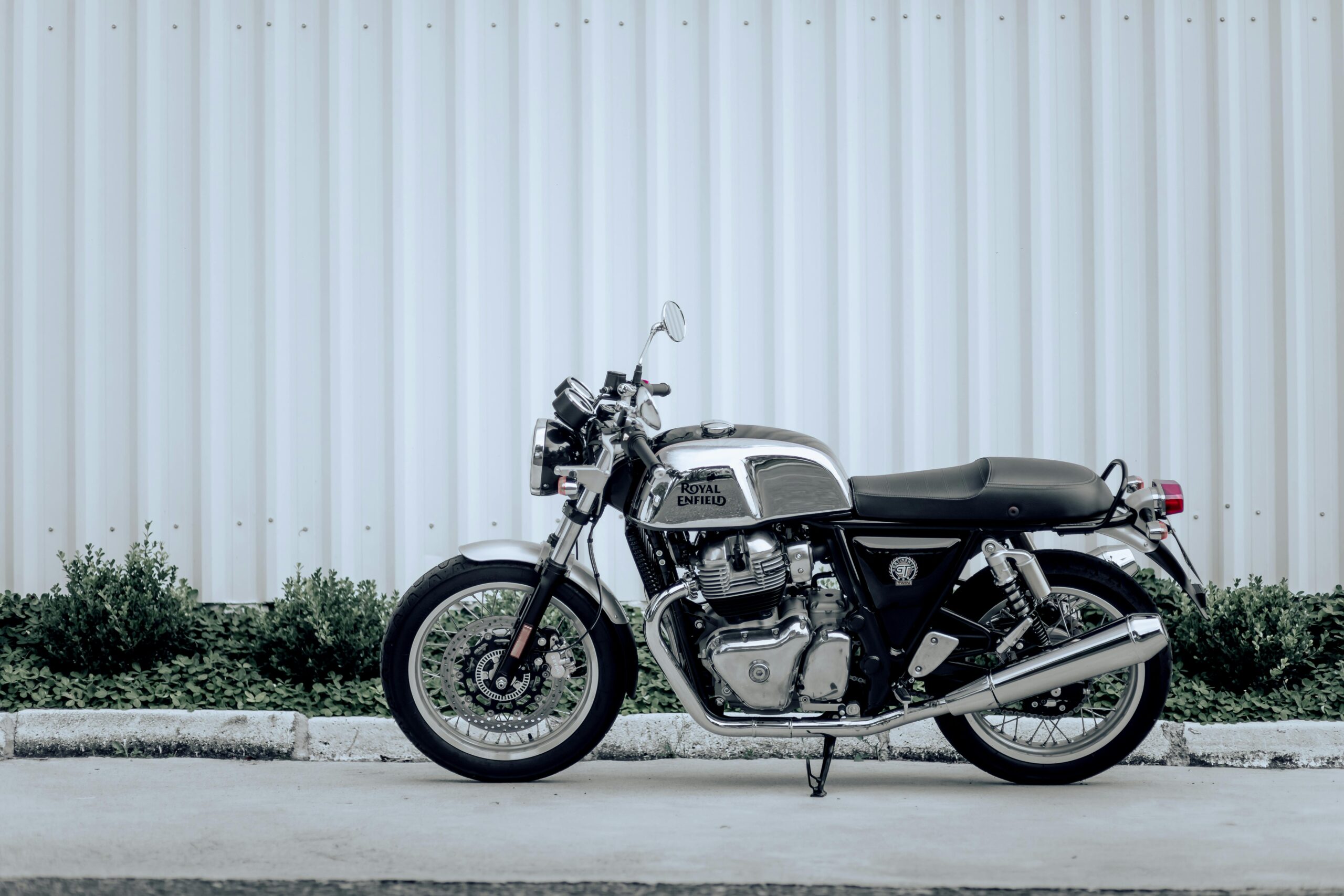 Royal Enfield Continental GT 650 Worth Buying in 2025? Full Review